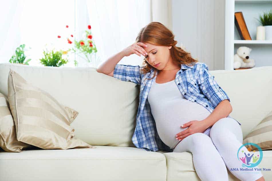 Bà bầu không nên xông giải cảm cúm vì có thể ảnh hưởng tới thai nhi