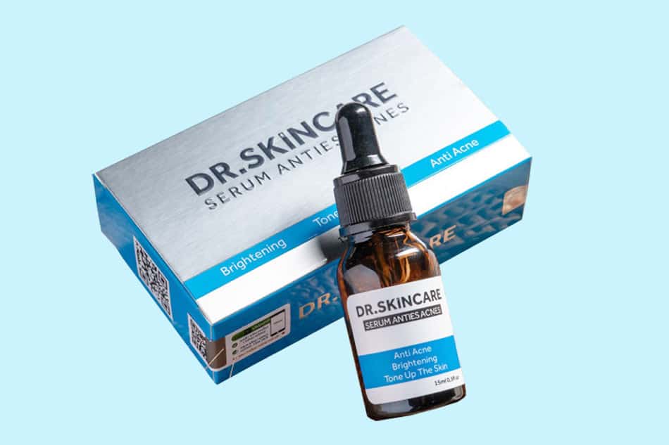 Hình ảnh: Hộp và lọ serum Dr Skincare